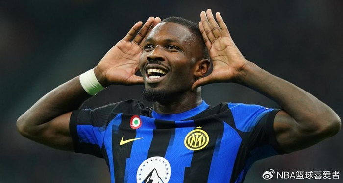 国米锋线核心图拉姆或被出售 转会市场掀波澜