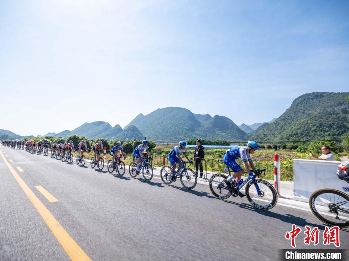 环广西最长赛段在桂柳山水间展开，世界顶级车