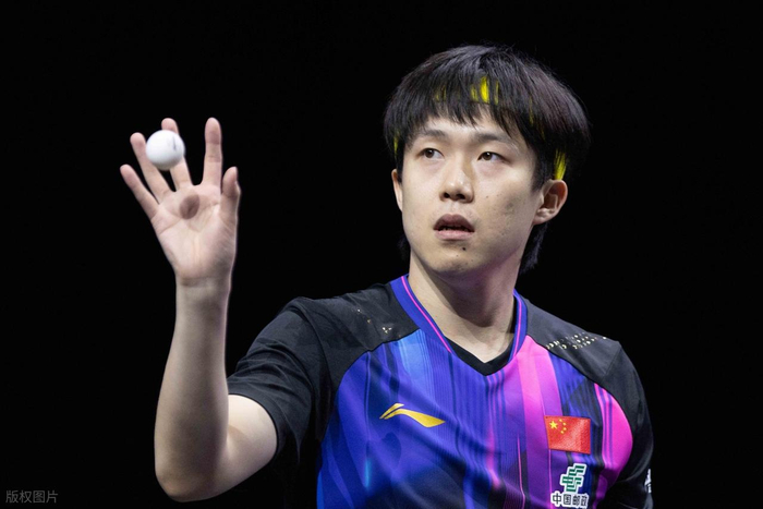 王楚钦伤痛中备战世乒赛：129场鏖战后仍坚持训