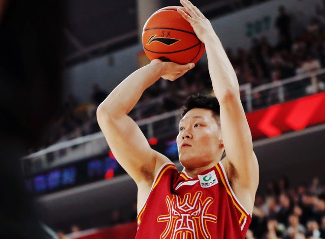 山西男篮总比分2-0横扫青岛晋级八强 奈特全能表