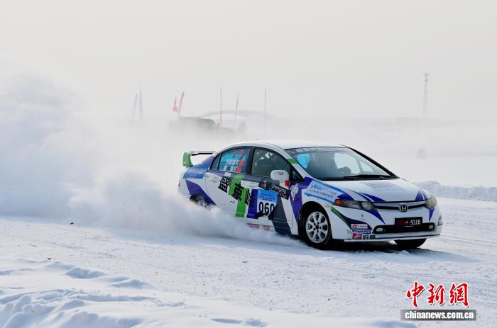 中外车手齐聚长春，共同开启冰雪短道汽